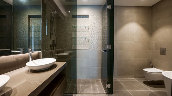 VACANT Premium 2BR | High Floor | 2 Parking Bays, picture 12