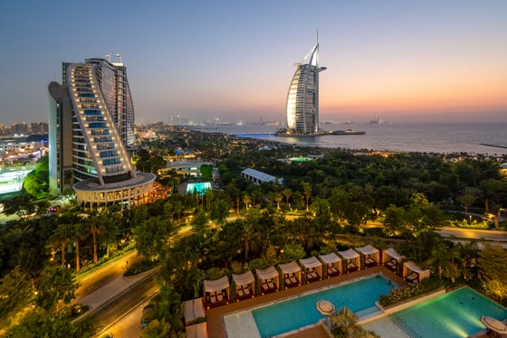 Panoramic Views of the Jumeirah Hotel’s Resorts, picture 32