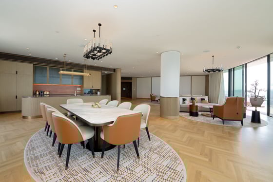 Panoramic Views of the Jumeirah Hotel’s Resorts, picture 11