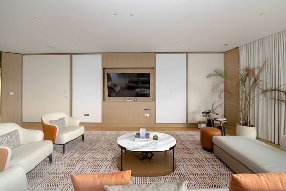 Panoramic Views of the Jumeirah Hotel’s Resorts, picture 17