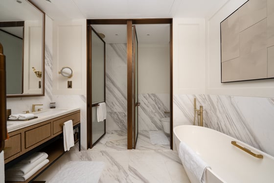 Panoramic Views of the Jumeirah Hotel’s Resorts, picture 30