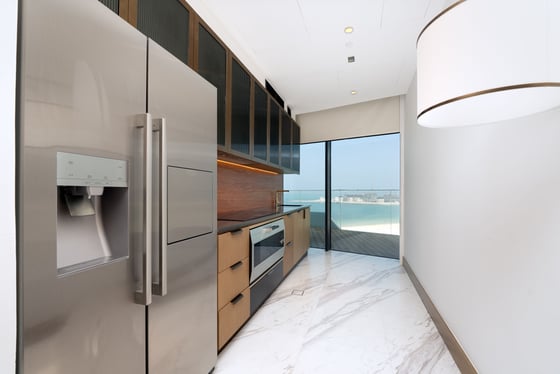 Panoramic Views of the Jumeirah Hotel’s Resorts, picture 20