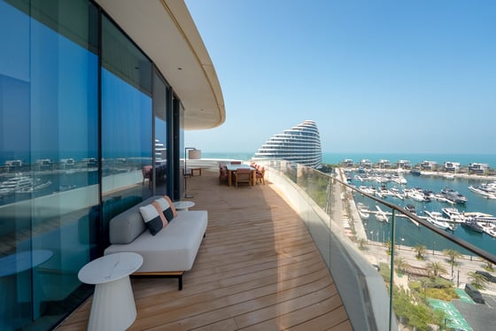 Panoramic Views of the Jumeirah Hotel’s Resorts, picture 19