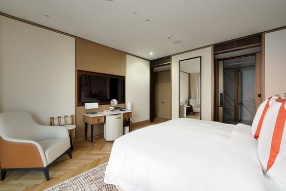 Panoramic Views of the Jumeirah Hotel’s Resorts, picture 29