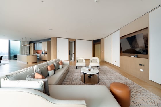 Panoramic Views of the Jumeirah Hotel’s Resorts, picture 9