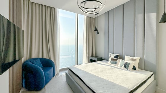 Stunning Duplex Penthouse with Panoramic Views, picture 15