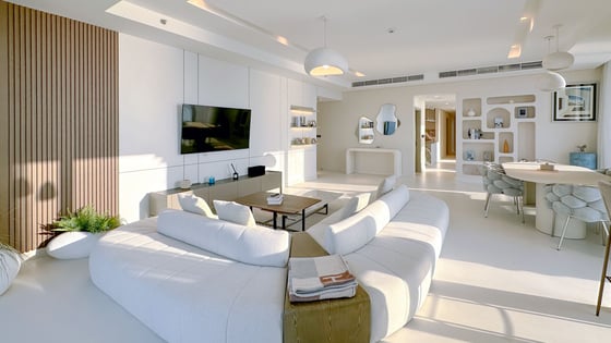 Stunning Duplex Penthouse with Panoramic Views, picture 2