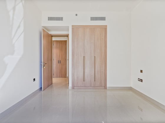 Brand New | High Floor | Ocean View | Vacant | 1 Bed, picture 6