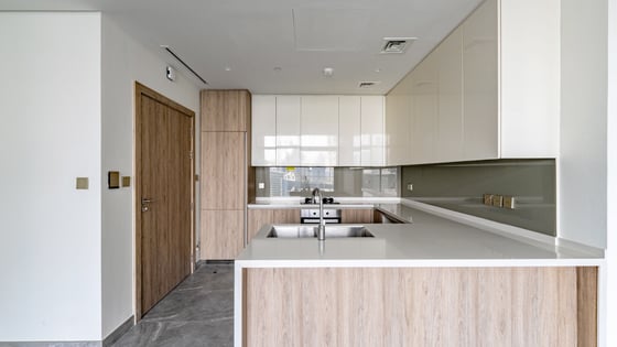 Best priced | High floor | Burj Khalifa view, picture 5