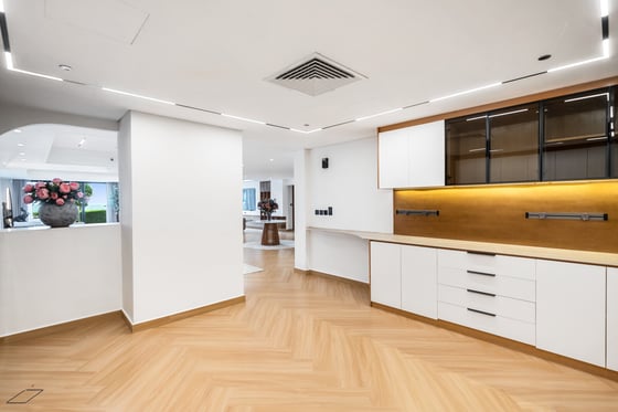 **Turnkey Villa with Full Sea and Sunset Views**, picture 7