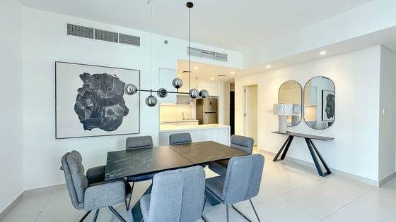 Furnished Elegance | 3BR Home | Park Point Views, picture 7