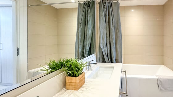 Furnished Elegance | 3BR Home | Park Point Views, picture 14