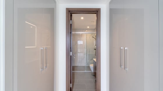 Exclusive | Vacant | High-Flr 2BR+M | Lagoon View, picture 15