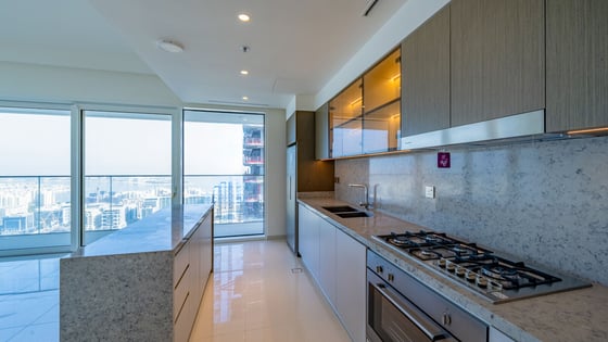 Full Sea View| High Floor | Emaar Grand Bleu Beachfront, picture 5