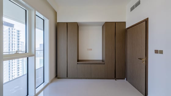 Full Sea View| High Floor | Emaar Grand Bleu Beachfront, picture 11