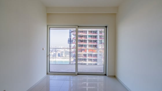 Full Sea View| High Floor | Emaar Grand Bleu Beachfront, picture 9