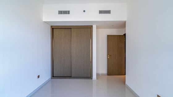 Full Sea View| High Floor | Emaar Grand Bleu Beachfront, picture 10