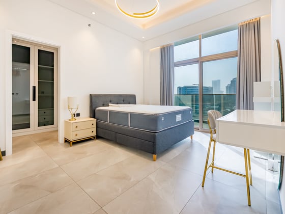 Vacant | Fully Furnished 2BR + Study | Spacious, picture 5