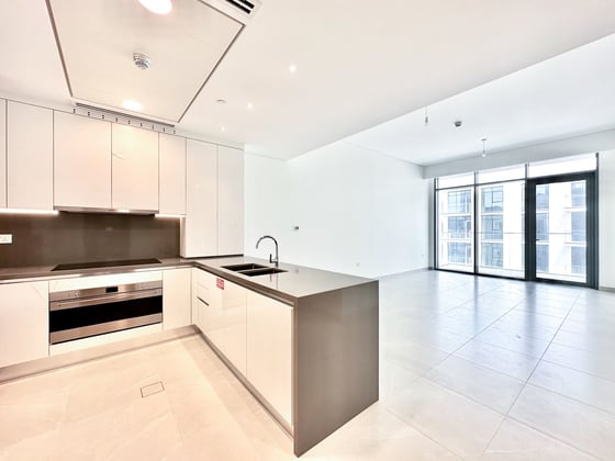 Vacant Soon | Partial Canal Views | Low Floor, picture 10