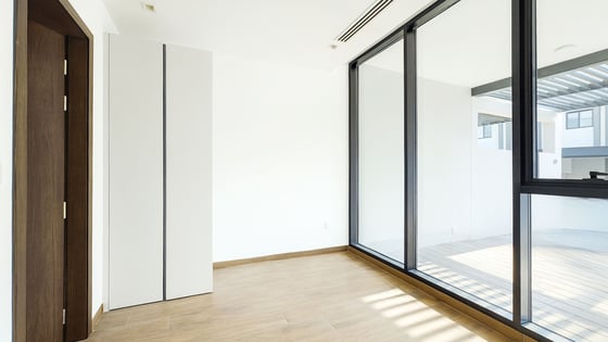 Elegant 3BR Villa | Prime Al Furjan Location, picture 5