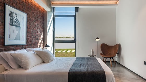 Skyline Serenity | Luxury 2BR at The Terraces, picture 6