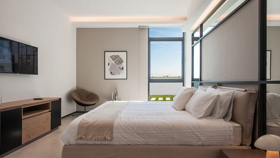 Luxury 2BR | Upgraded in Sobha Hartland, picture 11