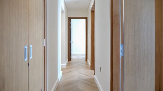 Fully Upgraded | Furnished | Vacant, picture 10