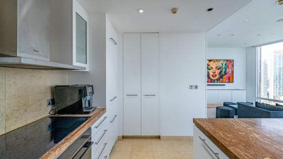 Best Views to the Fountain | Vacant | Furnished, picture 12