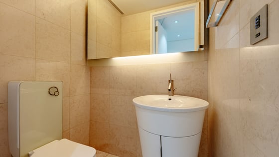 Best Views to the Fountain | Vacant | Furnished, picture 23