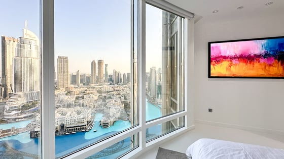 Best Views to the Fountain | Vacant | Furnished, picture 9