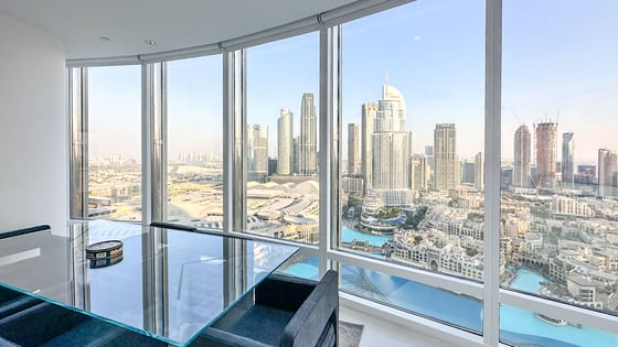 Best Views to the Fountain | Vacant | Furnished, picture 3