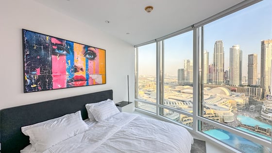 Best Views to the Fountain | Vacant | Furnished, picture 6