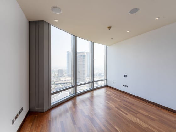 Skyline Luxury | High-Floor| Iconic Views, picture 11