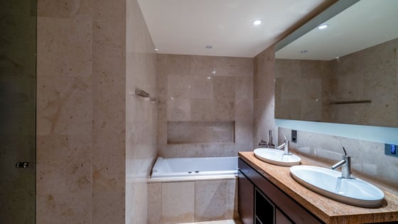 Iconic Urban Luxury at the Burj Khalifa, picture 23