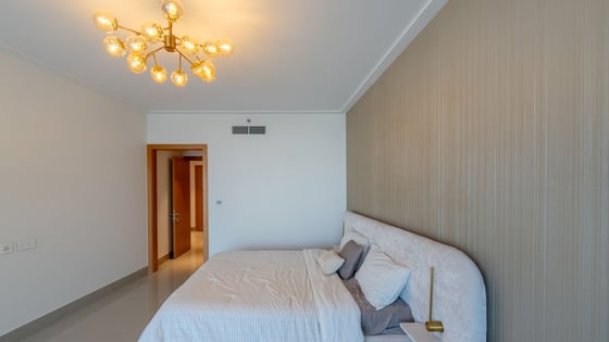 Furnished Downtown Living with Burj Khalifa Views, picture 13