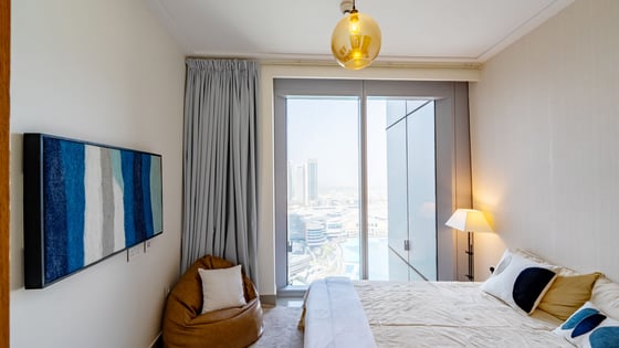 Furnished Downtown Living with Burj Khalifa Views, picture 16