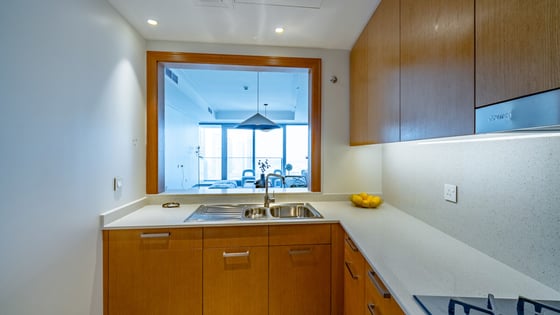 Furnished Downtown Living with Burj Khalifa Views, picture 9