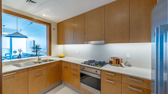 Furnished Downtown Living with Burj Khalifa Views, picture 8