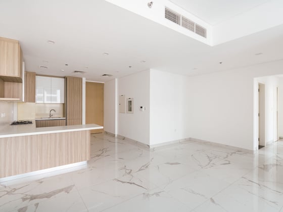 VACANT | Spacious 2BR | Pool View | Great location, picture 8