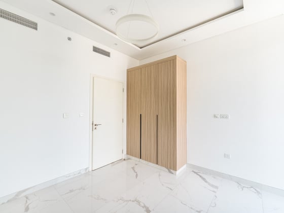 VACANT | Spacious 2BR | Pool View | Great location, picture 13