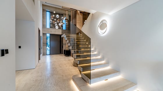 Exceptional Beachfront Villa with Atlantis Views, picture 11