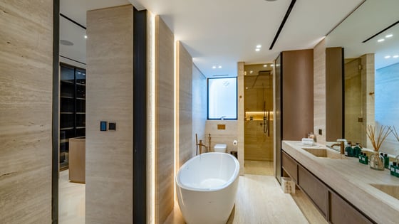 Exceptional Beachfront Villa with Atlantis Views, picture 23