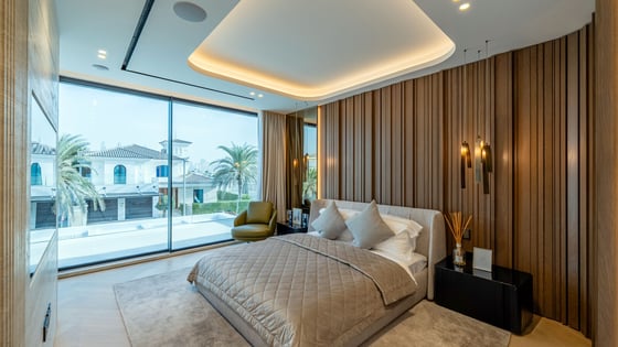 Exceptional Beachfront Villa with Atlantis Views, picture 12