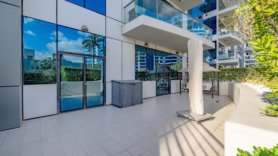 Elegant 1-Bed w Study | Private Garden | Tenanted, picture 19