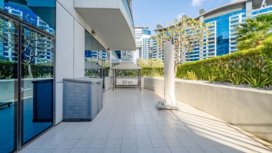 Elegant 1-Bed w Study | Private Garden | Tenanted, picture 18