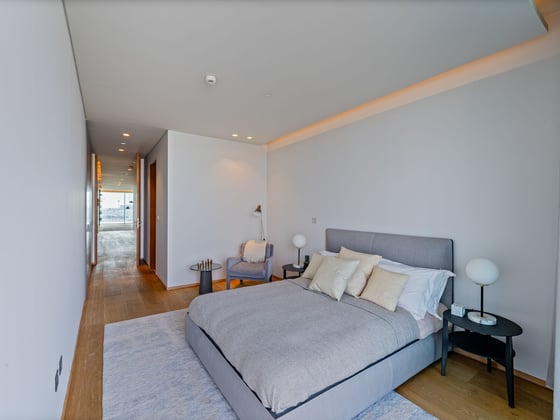 Exclusively Listed Penthouse with a Private Pool, picture 13