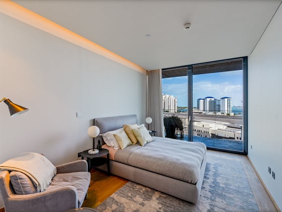 Exclusively Listed Penthouse with a Private Pool, picture 12