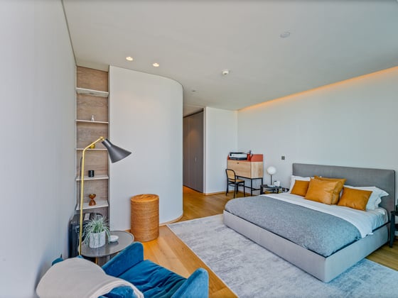 Exclusively Listed Penthouse with a Private Pool, picture 10