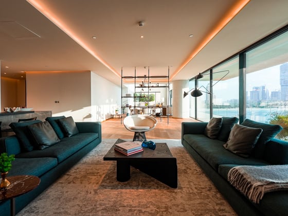 Exclusively Listed Penthouse with a Private Pool, picture 7