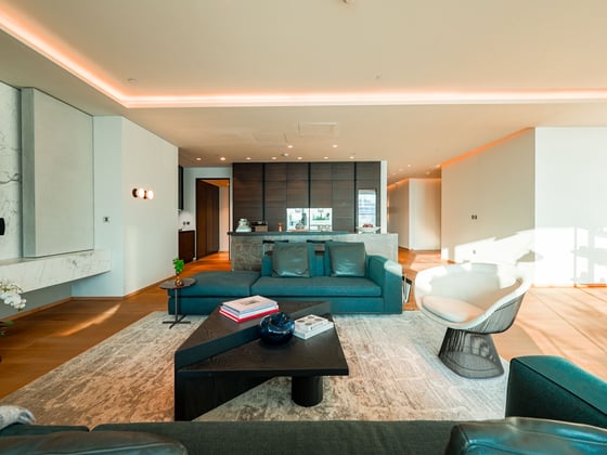 Exclusively Listed Penthouse with a Private Pool, picture 9